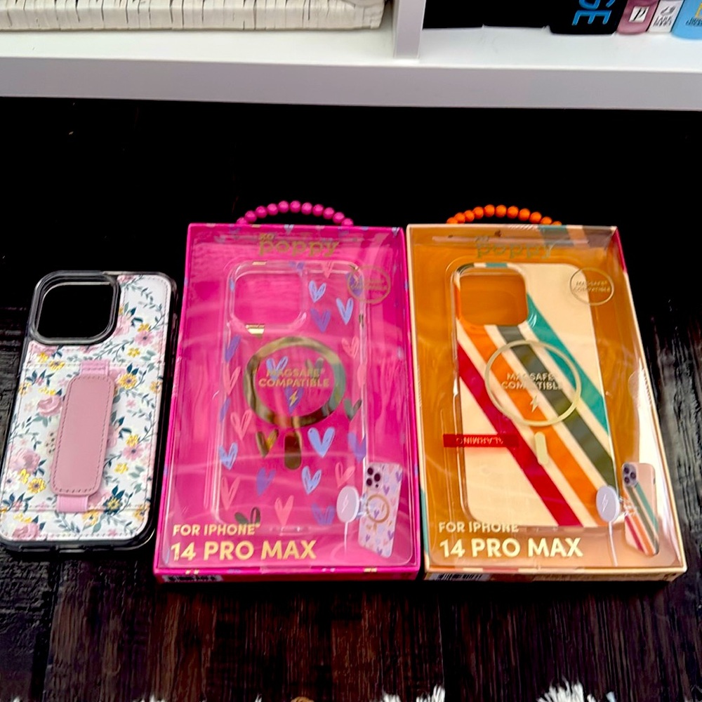 3 XO POPPY brand new protective 14 Pro Max iPhone cases for women